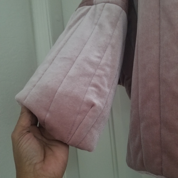 Plush Jacket - Picture 6 of 7